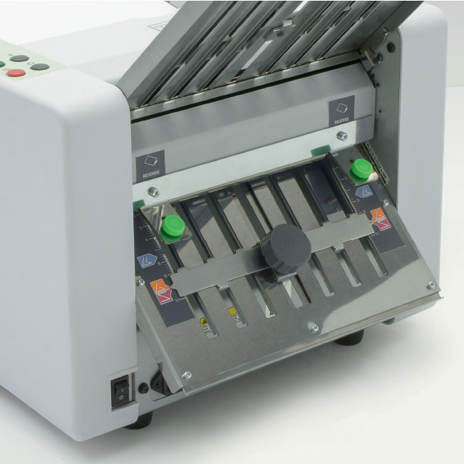 เครื่องพับกระดาษอัตโนมัติ IDEAL 8306 - Image 2